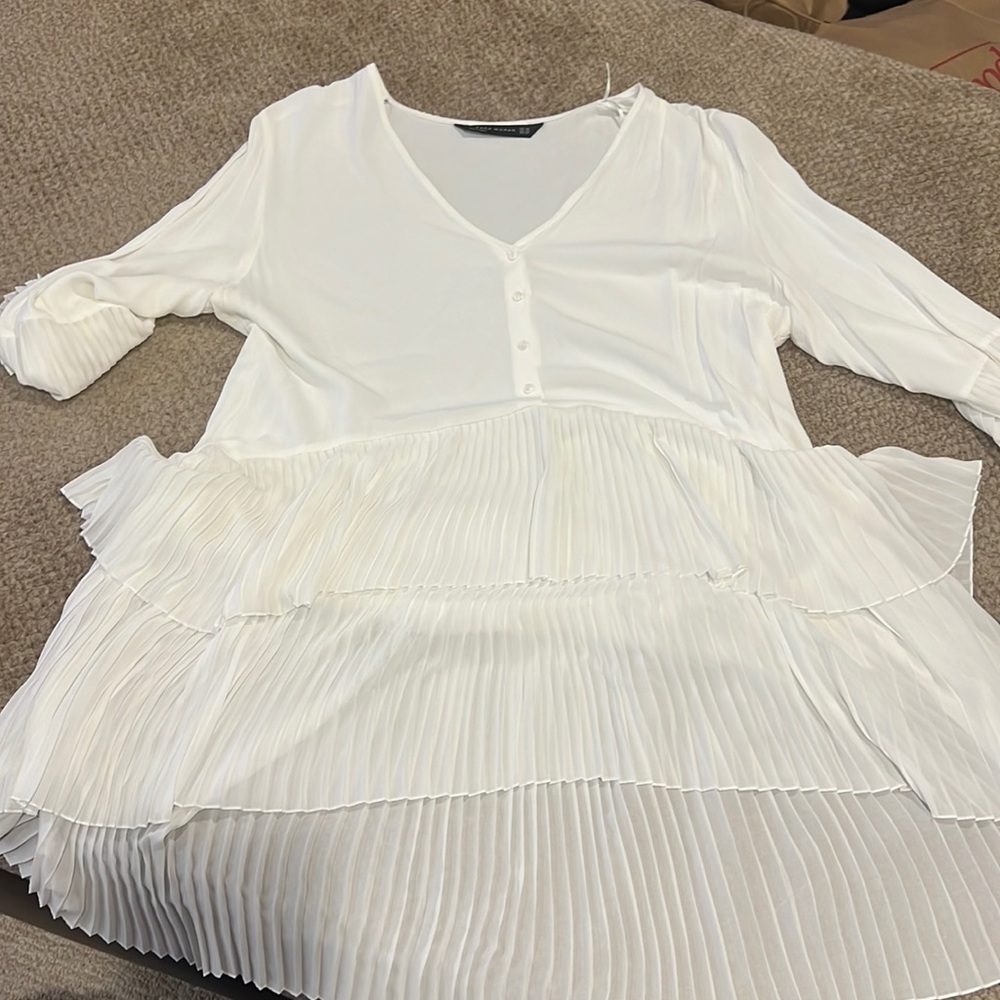 Zara white fit and flare button down shirt